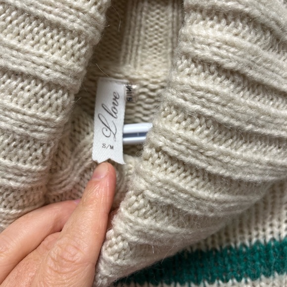 Oversized soft turtleneck sweater dress - Picture 2 of 4